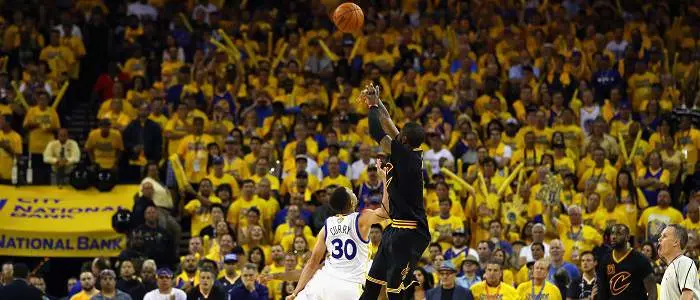 r-basket-nba-generic1.jpg