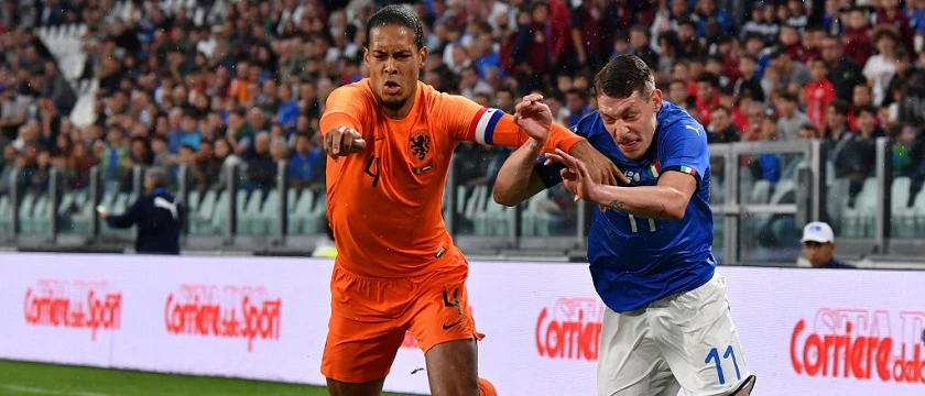 r football italy netherlands 2018
