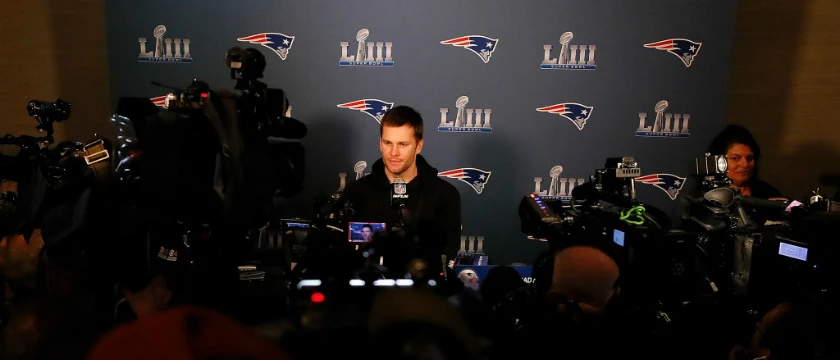 r-nfl-tom-brady-super-bowl-american-football.jpg