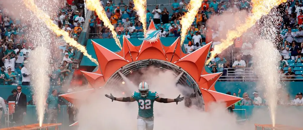 r-nfl-mia-dolphins-2018.jpg