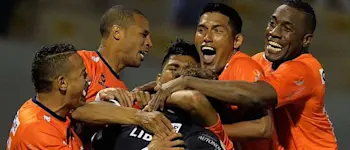 r football peru universidad cesar vallejo hero players 2014