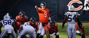 r-nfl-bears-foles-081020.jpg
