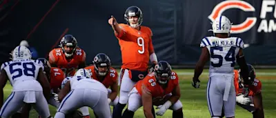 r-nfl-bears-foles-081020.jpg