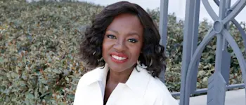 r-viola-davis-headshot.jpg