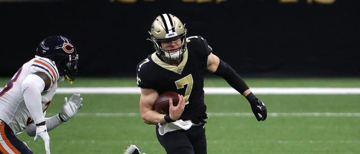 Taysom Hill Running