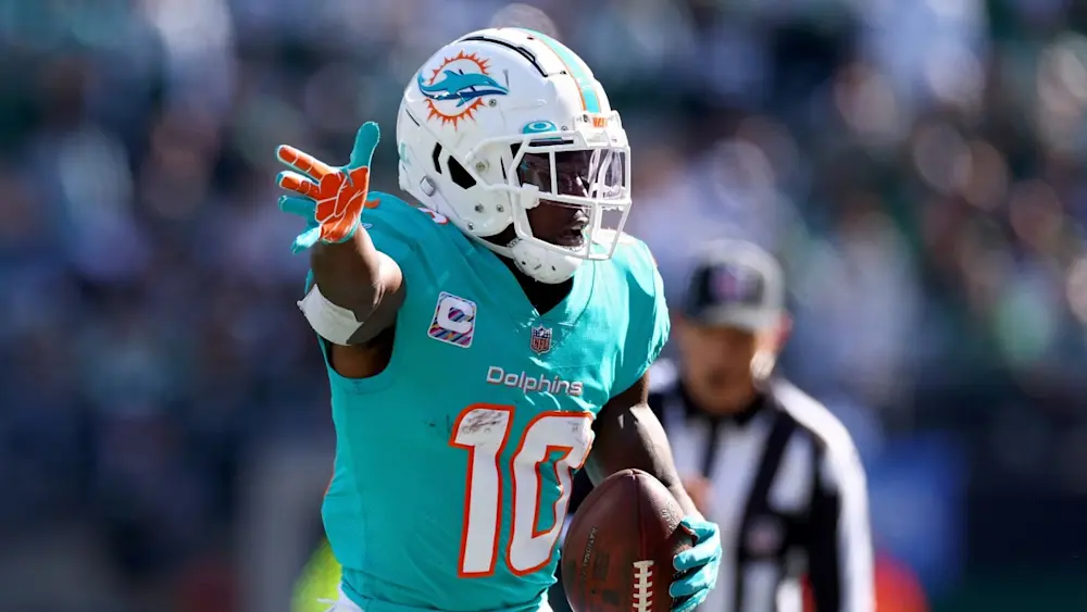Tyreek Hill Dolphins 1st down point
