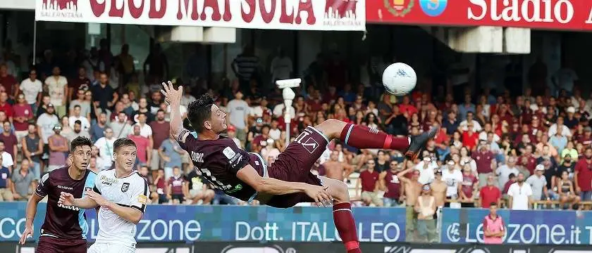 r football serieb rovesciata salernitanavspalermo
