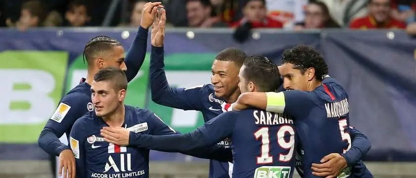 r-football-ligue1-psg-celebrations2.jpg