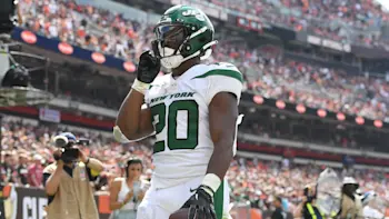 Breece Hall Jets Shushes Crowd