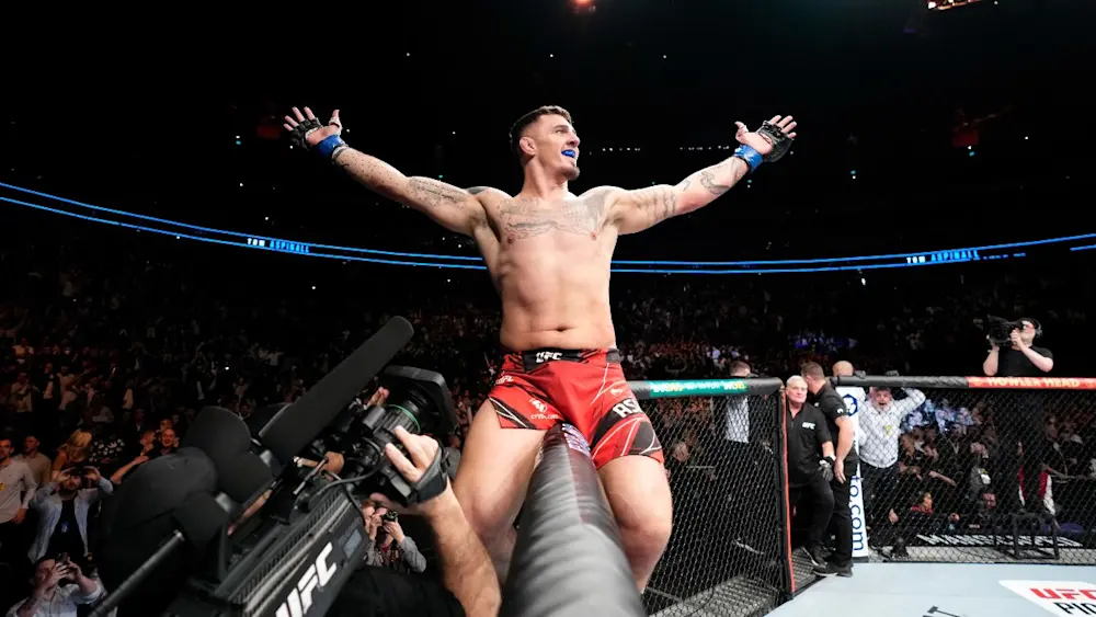 Tom Aspinall UFC On Cage