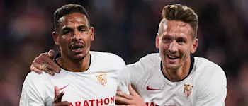 r football sevilla hero fernando de jong 2020