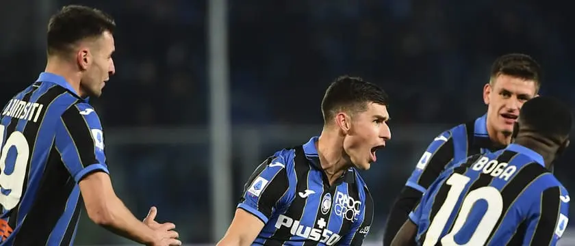 r football serie a atalanta celebrating 2022 8x3