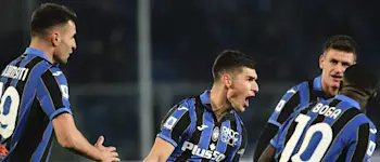 r football serie a atalanta celebrating 2022 8x3