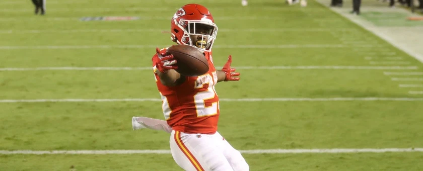 r-nfl-chiefs-ceh-150920.jpg