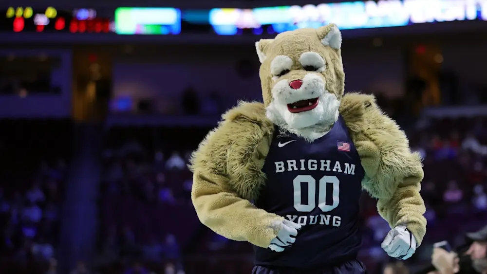 BYU Cougars Basketball Mascot