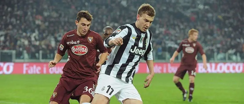 r-football-serieavintage-bendtner.jpg