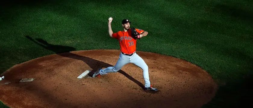 r-mlb-astros-verlander-170220.jpg