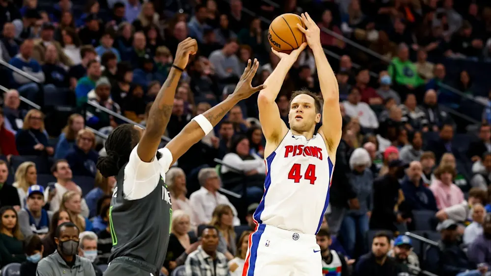 Bojan Bogdanovic Pistons Three Pointer