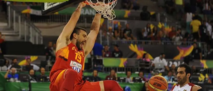 r basketball spain marc gasol dunk