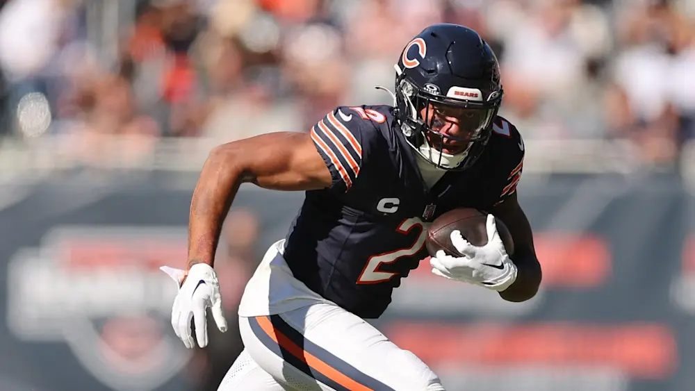 DJ Moore Bears Run 2