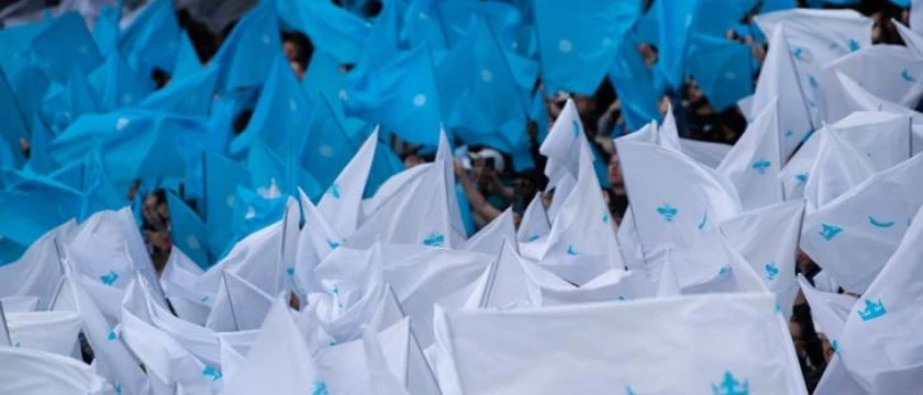 r betfair 01 06 23 man city fans banderas