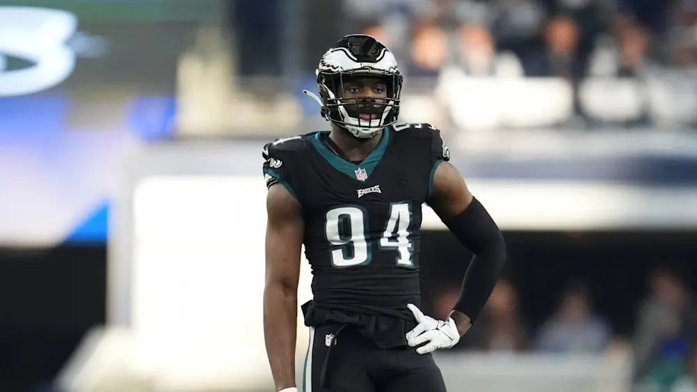 Eagles Josh Sweat
