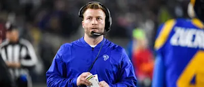 r-nfl-rams-sean-mcvay-coach.jpg