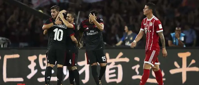 r football milan celebrating goal