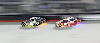 r-nascar-race-blur.jpg
