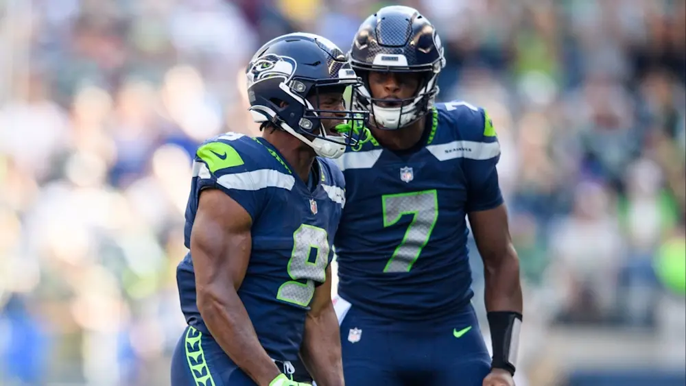 Kenneth Walker & Geno Smith Seahawks