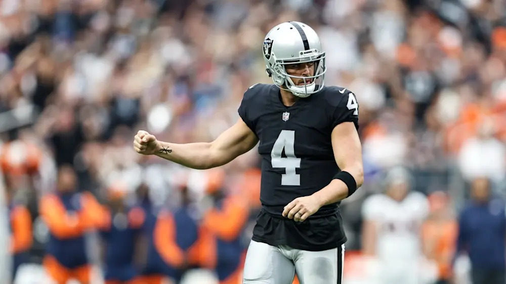 Derek Carr Raiders Pumped