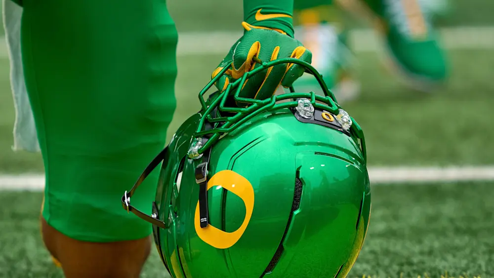 Oregon Ducks Helmet 2025