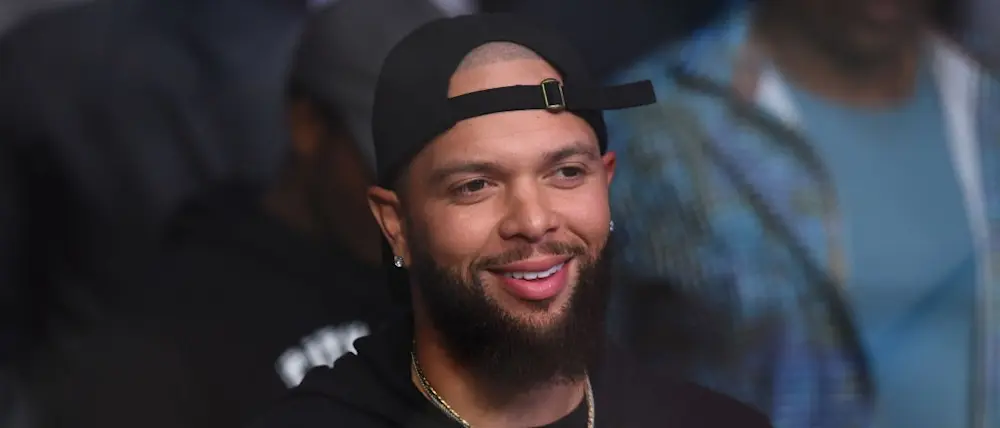 r-boxing-nba-deron-williams-2021.jpg