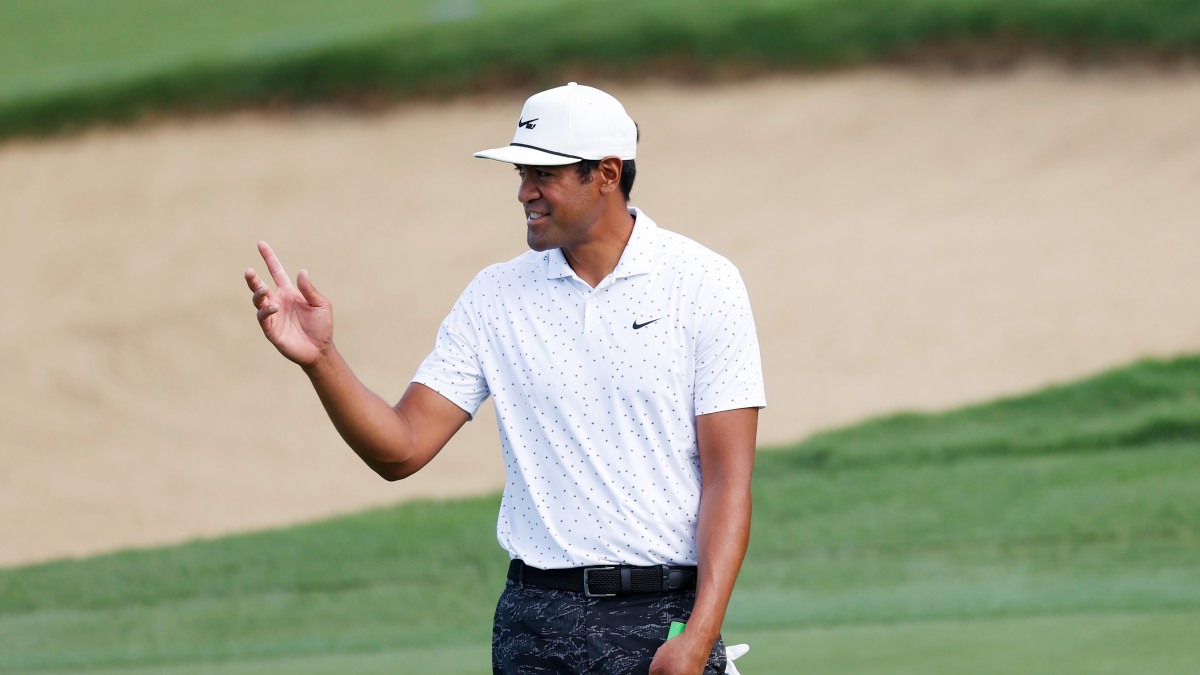 Tony Finau Wave