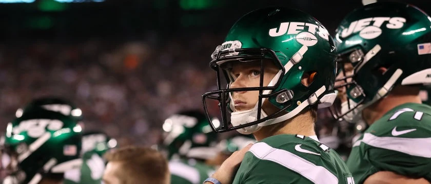 r-nfl-jets-darnold-241019.jpg