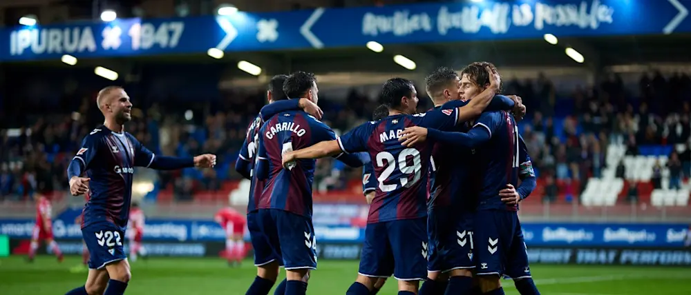 football-2025-second-division-eibar-home-goal
