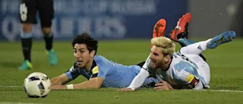 r football argentina uruguay messi