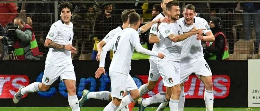 r-football-euro2020-italia3.jpg