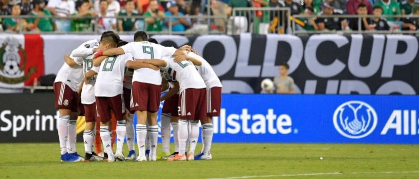 r-soccer-gold-cup-mexico.jpg