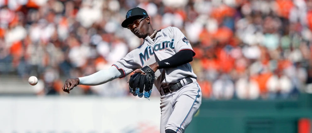 Jazz Chisholm Throw Marlins