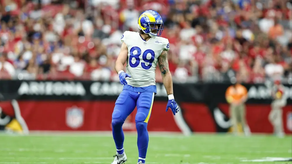 Rams Tyler Higbee Lining Up