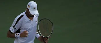 r tennis generic man