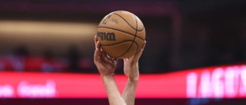 r betfair 14 06 23 nba ball hands
