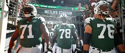 r-nfl-jets-offensive-line-trio.jpg