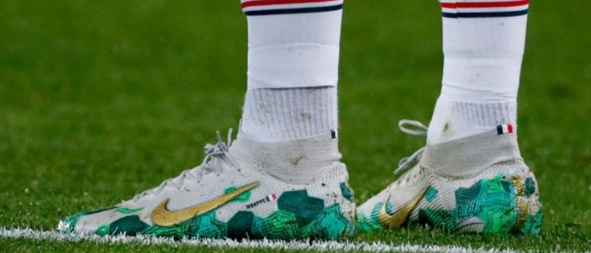r betfair 25 05 23 botas mbappe