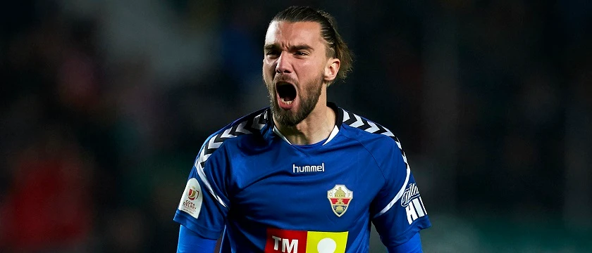 r football elche hero goalkeeper 2020