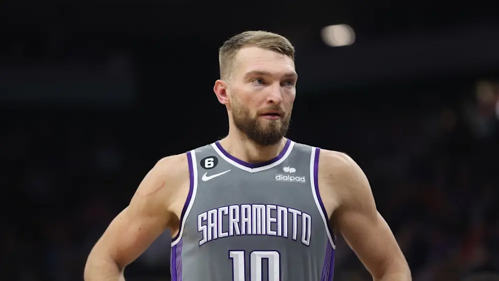 Domantas Sabonis Kings stare