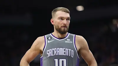 Domantas Sabonis Kings stare