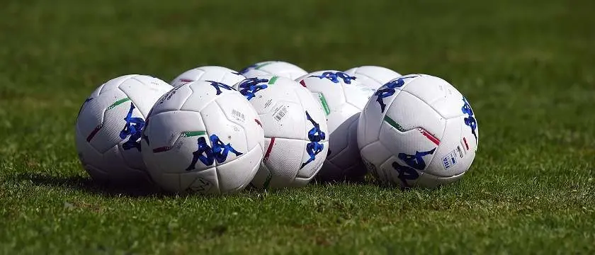 r-football-generic-news1.jpg