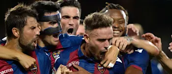 r football levante hero players 2020
